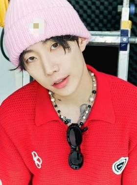 朴宰范同款贝壳珍珠黑玛瑙花朵吊坠金色项链圈套装潮 PAPK