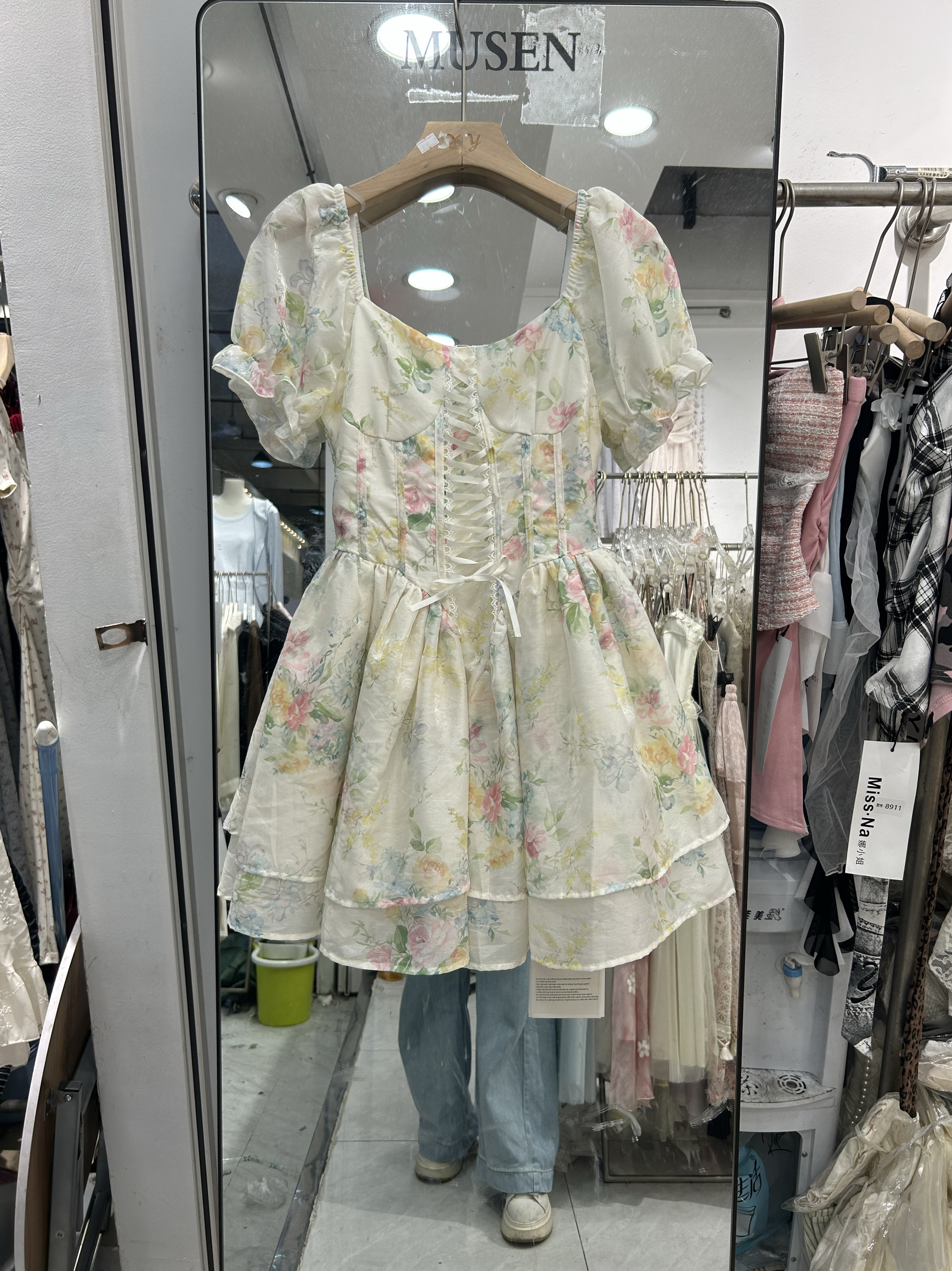 法式碎花连衣裙女夏季方领气质名媛小清新甜美显瘦茶歇长裙