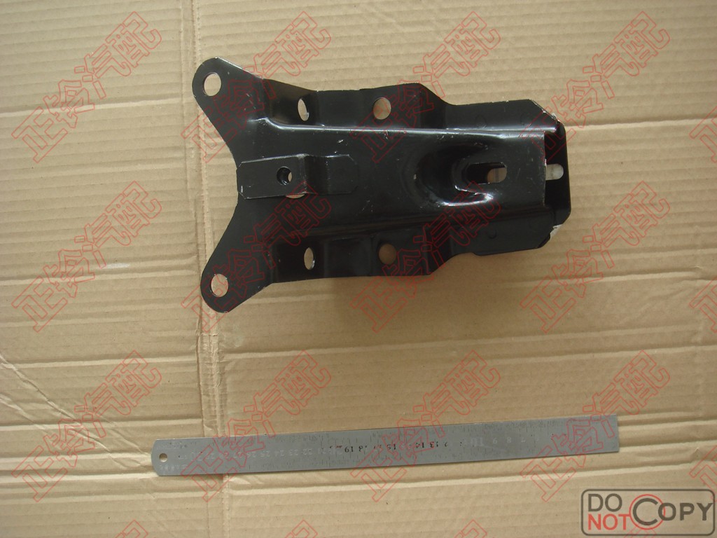 发动机支架 机脚胶支架 江铃经典全顺2.8L 493Q发动机 正厂