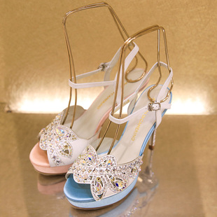 夏季 水钻细高跟防水台露趾时尚 新款 Roberta诺贝达女鞋 凉鞋 RM80501
