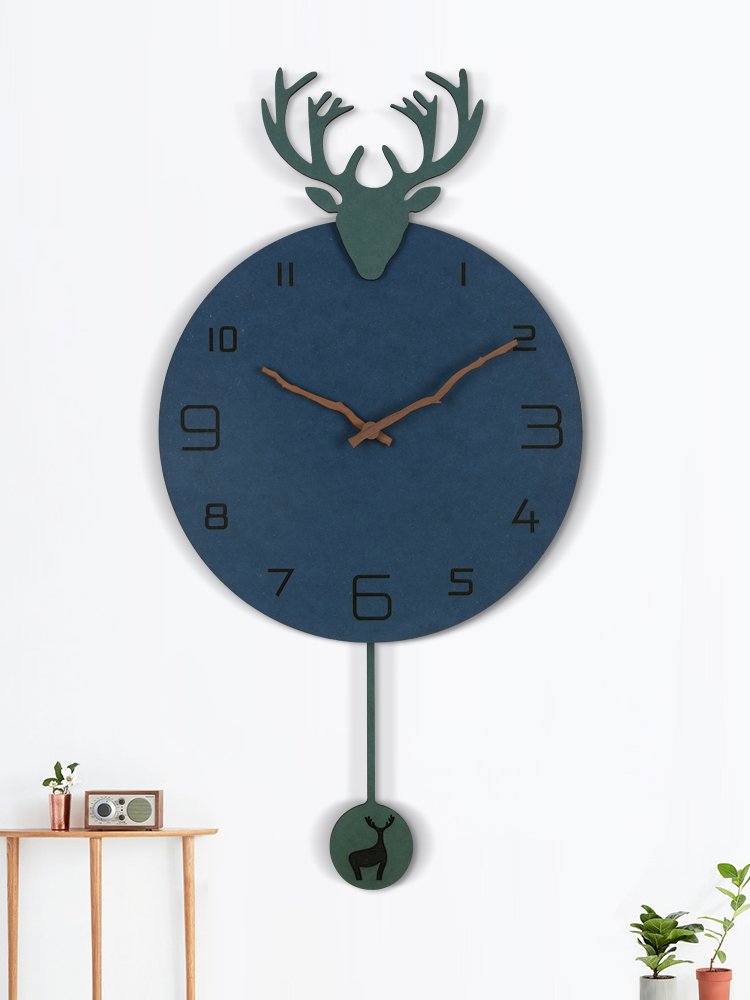 新款田园韩版静音挂钟卧室客厅装饰家用创意钟表大号鹿首摇摆时钟