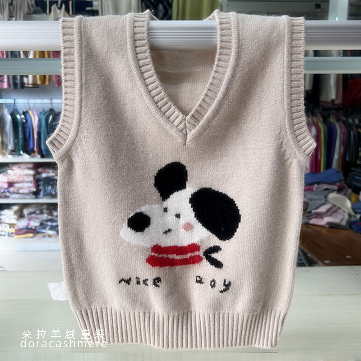 羊绒针织马甲新款卡通风坎肩背心