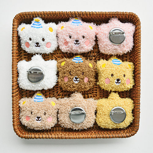 可爱卡通毛绒小熊胸针卷毛腮红熊秋冬头饰帽子包包装饰辅料