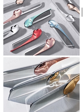 现货日本本土采购正品Refa爱心折叠便携梳子细齿造型刘海维持礼物