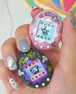 日本本土creerbeaute万代联名拓麻歌子电子宠物腮红眼影 脸颊膏