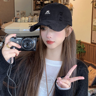 2026新款做旧破洞棒球帽子女春季刺绣硬顶鸭舌帽女防晒加深显脸小