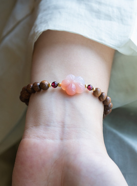 原创玛瑙梅花手串木质手链