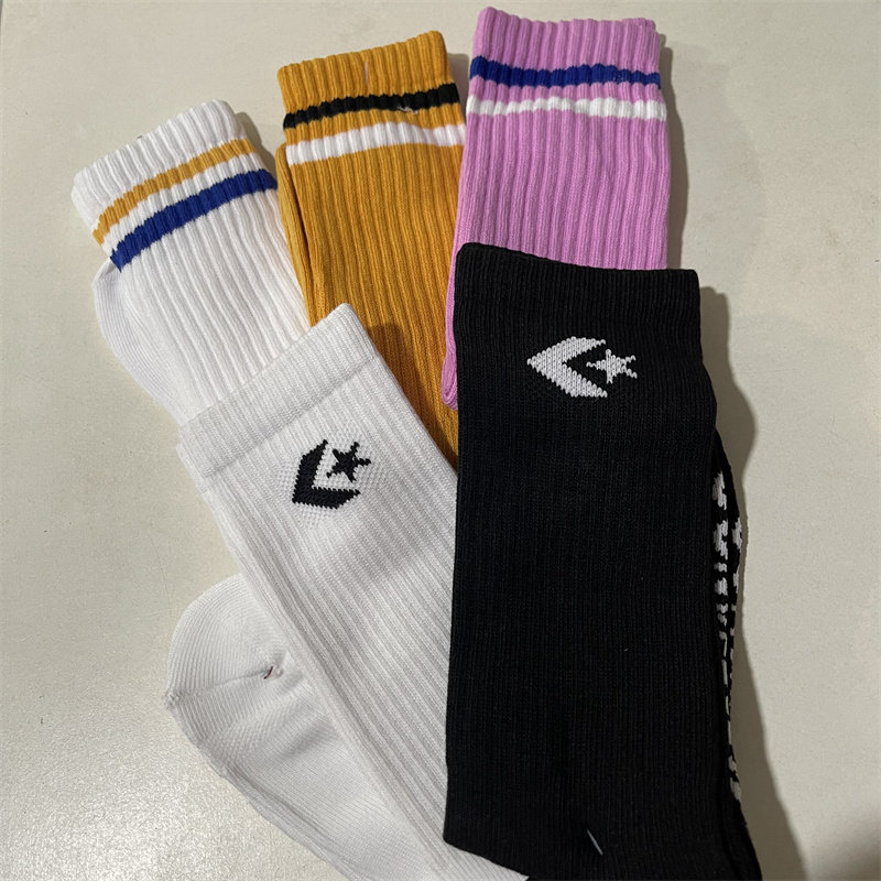 Converse匡威黑白花色运动长袜子10023589-A01 10019516-A01