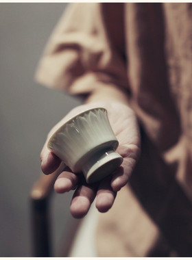 |亦宋书院|《定窑白》莲座马蹄盖碗品茗杯 茶具 莲花茶杯 草木灰