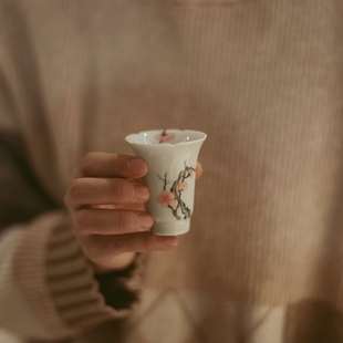 |宋青书院|《寒冬腊梅》葵口聚香杯闻香梅花手绘闻香杯景德镇茶杯