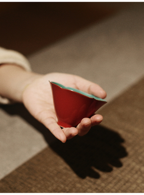 |工匠家品|《故宫红》荷口斗笠杯 主人杯 个人杯茶杯红色茶具陶瓷