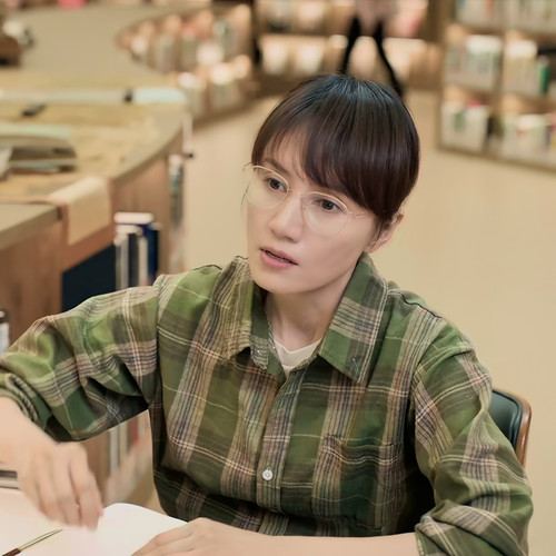 庆余年叶轻眉袁泉同款春秋夏格子长袖衬衫女宽松百搭中长款衬衣女