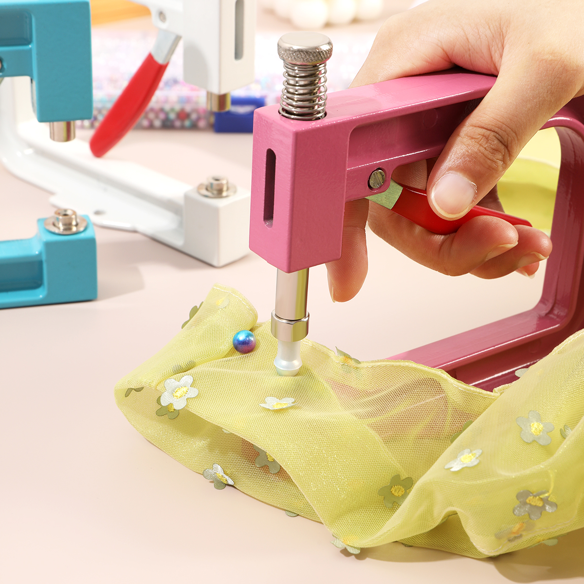 手压钉珠机diy手动打扣机圆形珍珠铆钉镶嵌打钉四爪钉珠器万能型