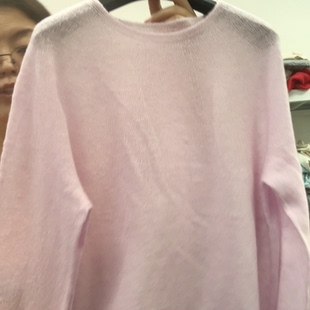 衣长62 胸围110 77%山羊绒 23%桑蚕丝宽松羊绒衫