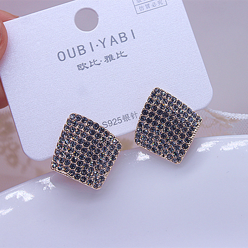 轻奢菱形耳针复古女亮灰色水晶新款潮小众设计感独特气质超闪耳环