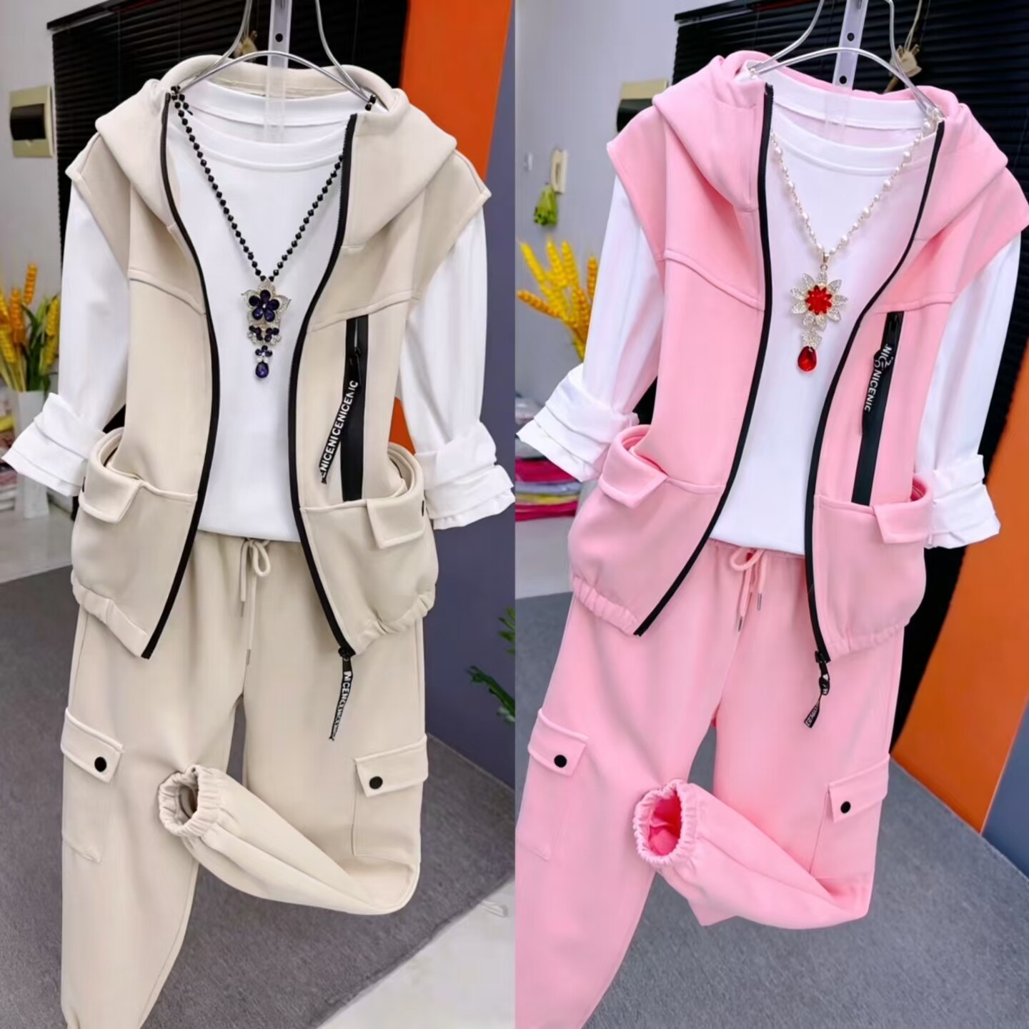 休闲三件套连帽马甲长袖白色打底衫九分哈伦裤减龄运动套装2026年