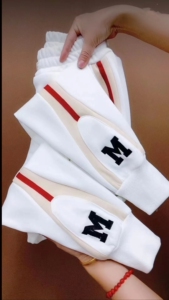 女士休闲卫裤刺绣休闲运动裤2026春季新款松紧腰撞色时尚显瘦裤子