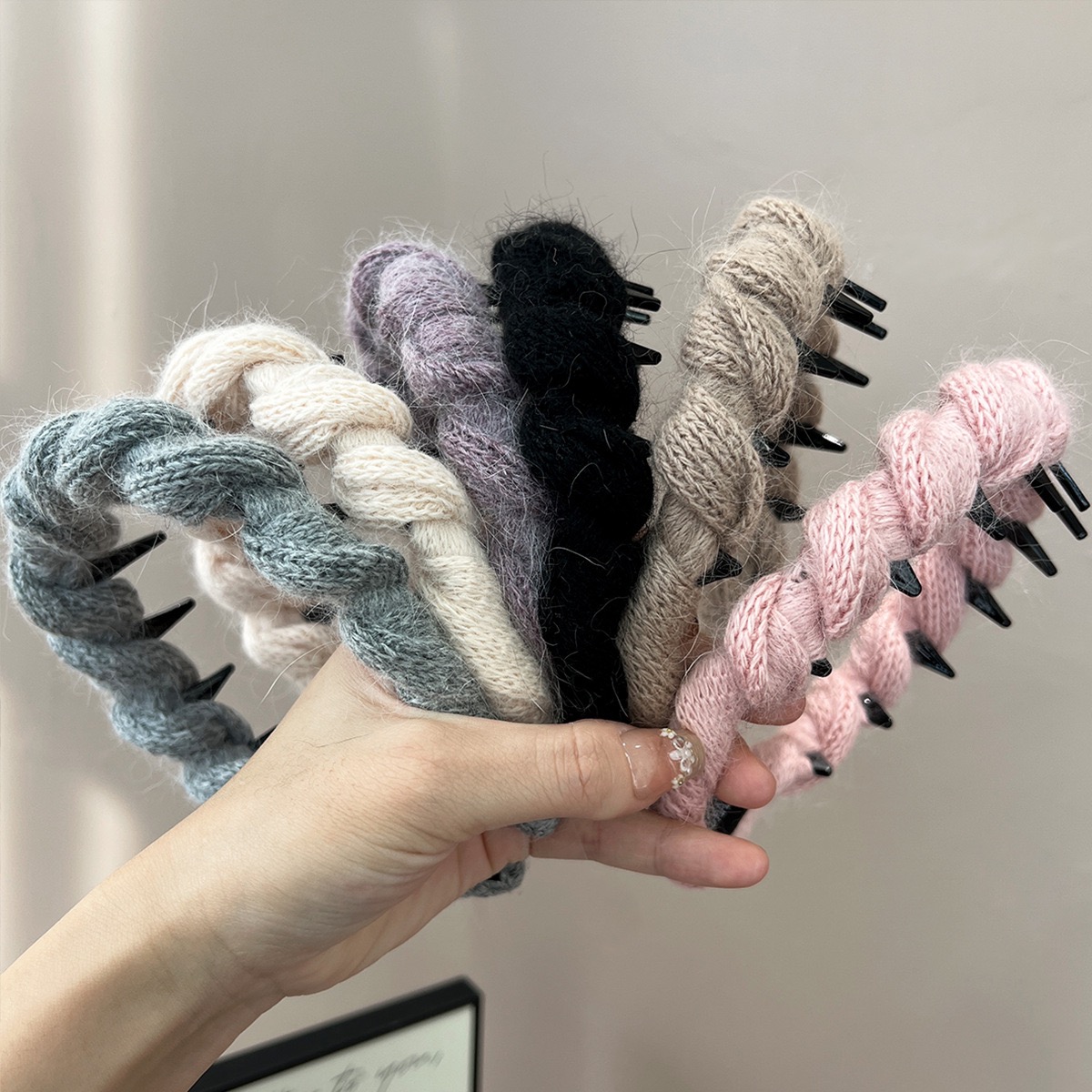 气质款~秋冬毛线缠绕带齿防滑发箍女高颅顶头箍时尚洋气发卡发饰