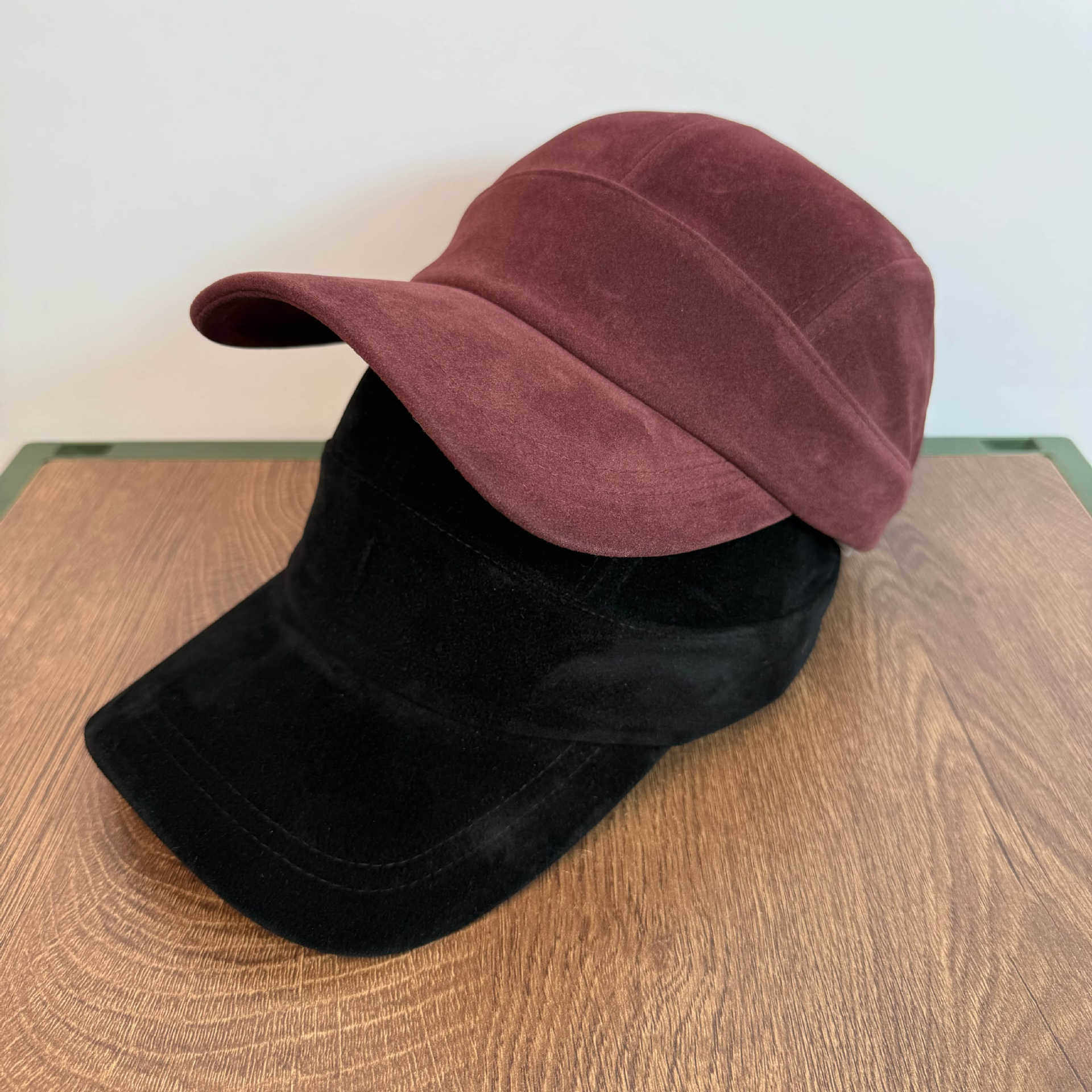 高品质日系秋冬麂皮绒纯色棒球帽男女时尚百搭复古做旧圆顶鸭舌帽