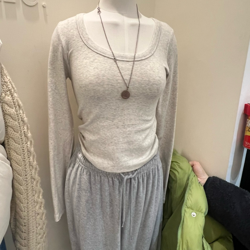 are韩国东大门2025冬季新款YES减龄百搭圆领打底衫t恤