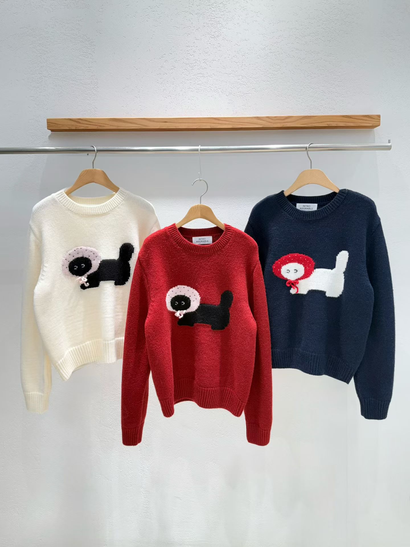 韩国东大门2025冬季新款INTRO时尚百搭圆领卡通狗针织衫毛衣女