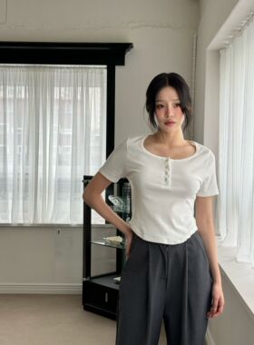 韩国东大门2026夏季新款sienne 半扣圆领不对称亲肤柔软短袖T恤