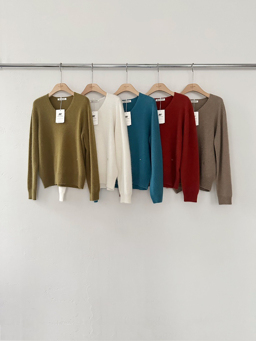 韩国东大门2025冬季新款2nd GATE时尚百搭圆领宽松纯色针织衫毛衣