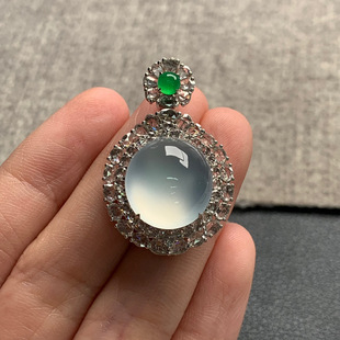 21.2 整体32.2 14.2 裸石14.5 天然A货缅甸翡翠 13.8 蛋面吊坠