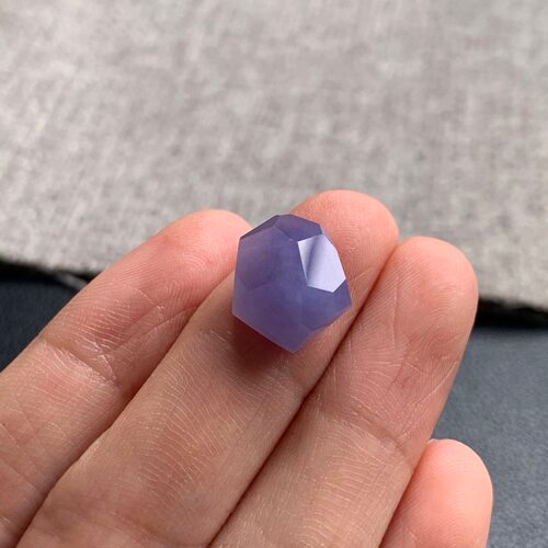 天然A货缅甸翡翠 紫罗兰切割 尺寸 : 12.5-10.5-6.1