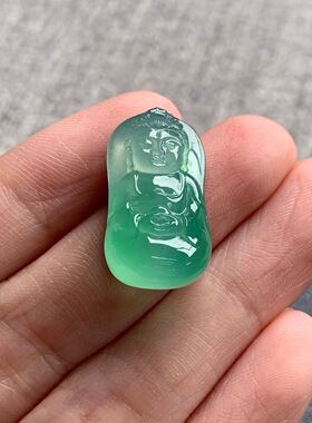 天然A货缅甸翡翠 观音 尺寸 : 21.7-12.3-6.9