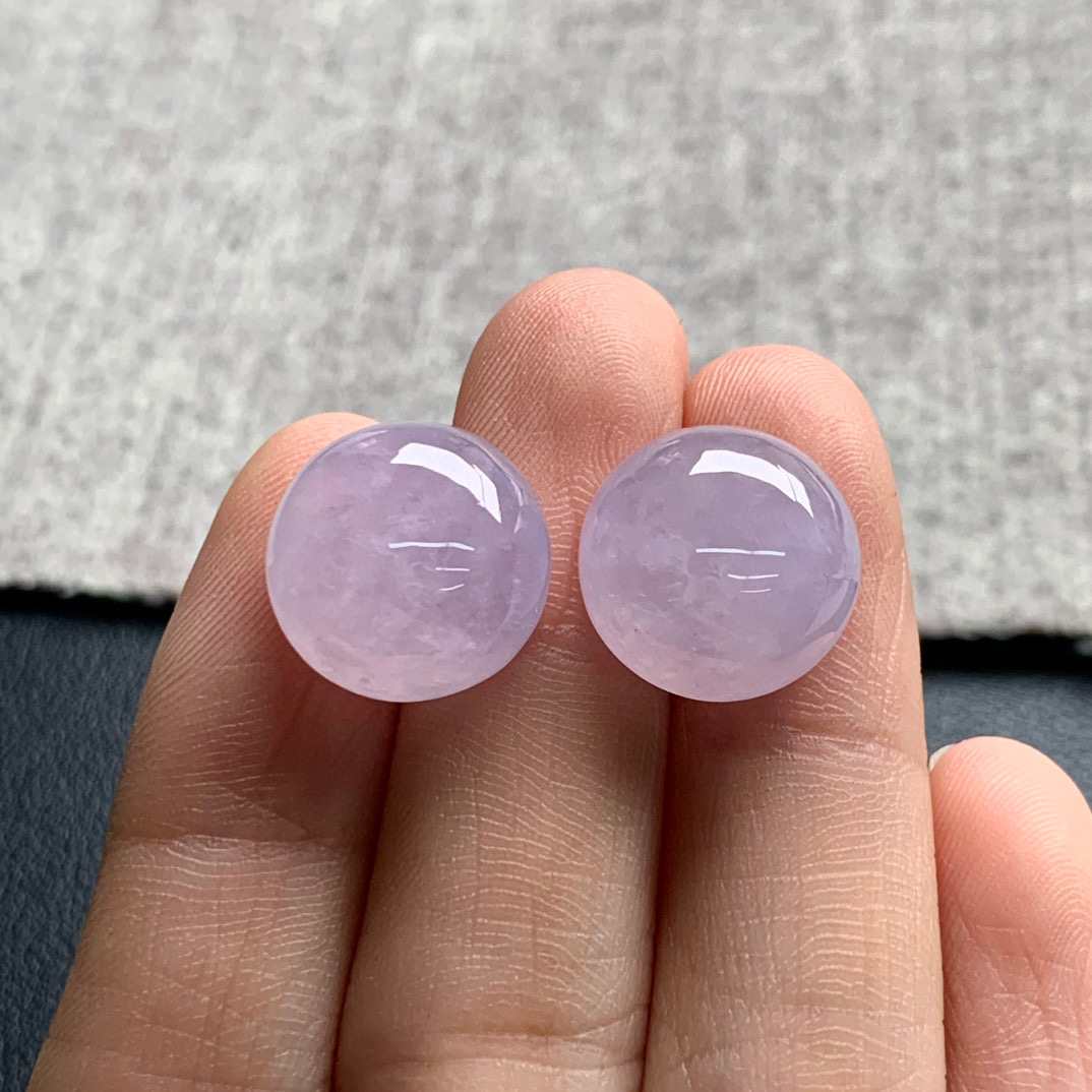 天然A货缅甸翡翠 紫罗兰蛋面一对 尺寸 : 13.8-7.3 / 13.7-6.9