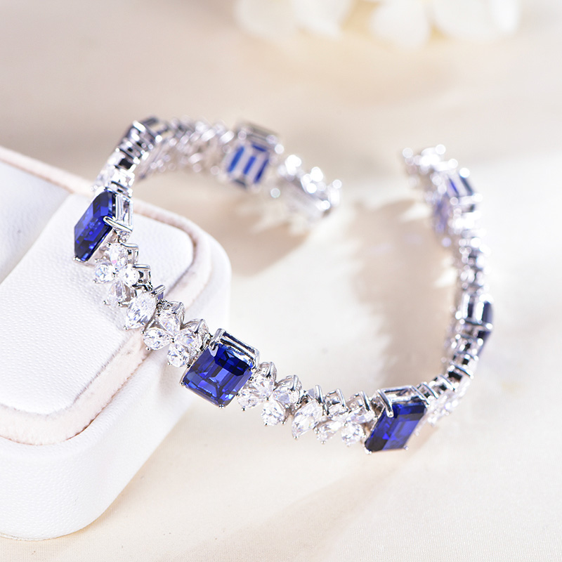 米莱人工合成蓝宝石手链培育彩宝S925纯银首饰手饰时尚女高定珠宝