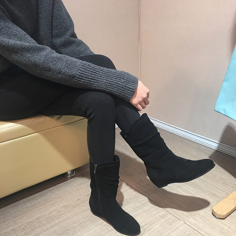哈森2025冬新款真皮中筒靴内增高中跟坡跟显瘦靴子羊反绒保暖女靴