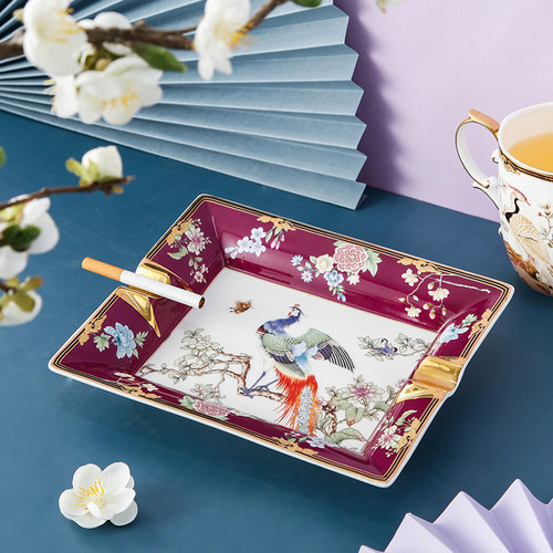 英格丽大号烟灰缸精美摆件