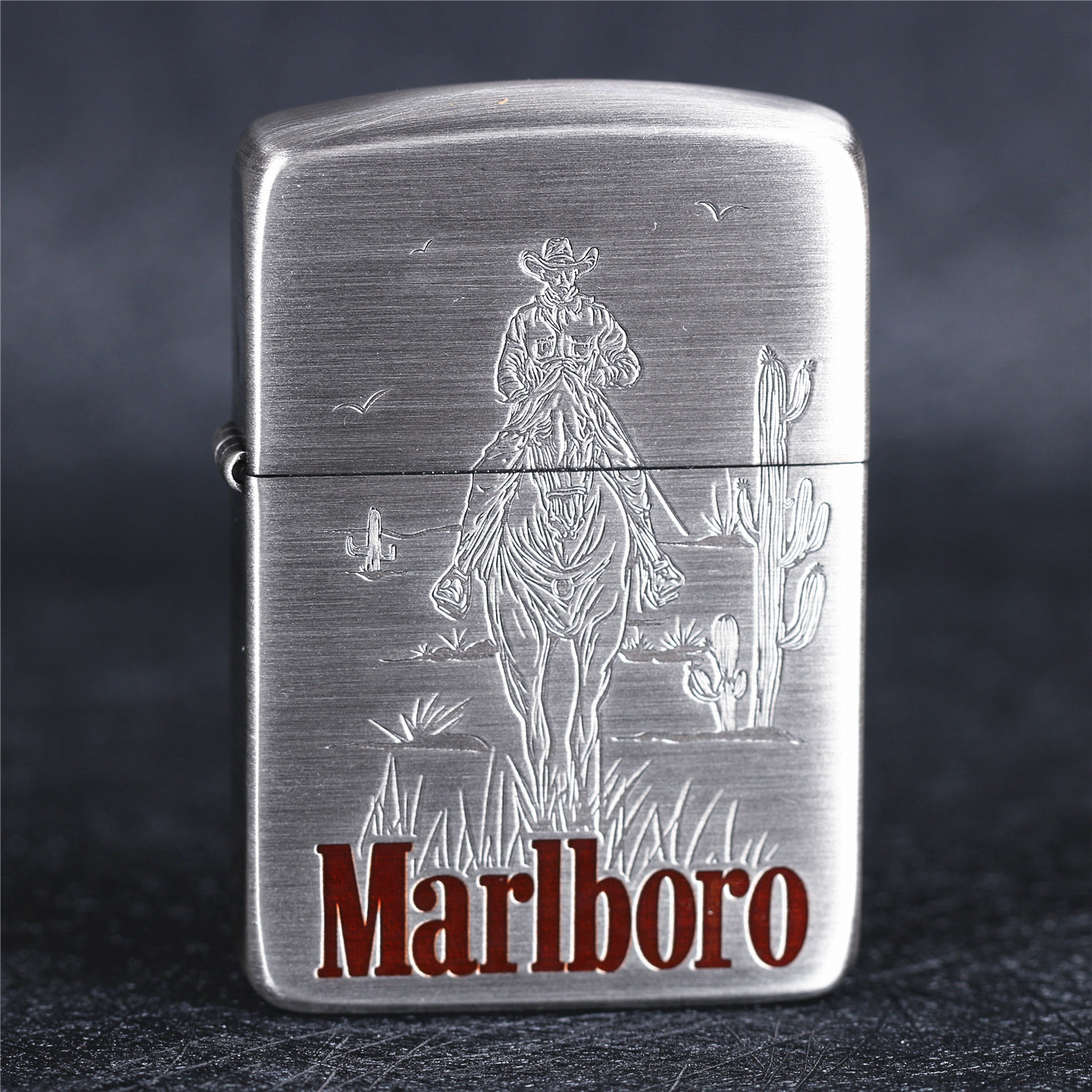 zippo芝宝煤油防风打火机 1941双面雕刻熏银 红标万宝路 牛仔骑士