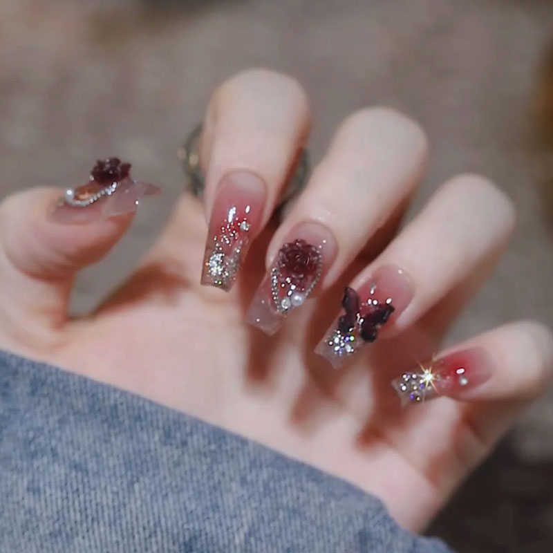 FUYU-NAIL乌梅子酱手工穿戴美甲