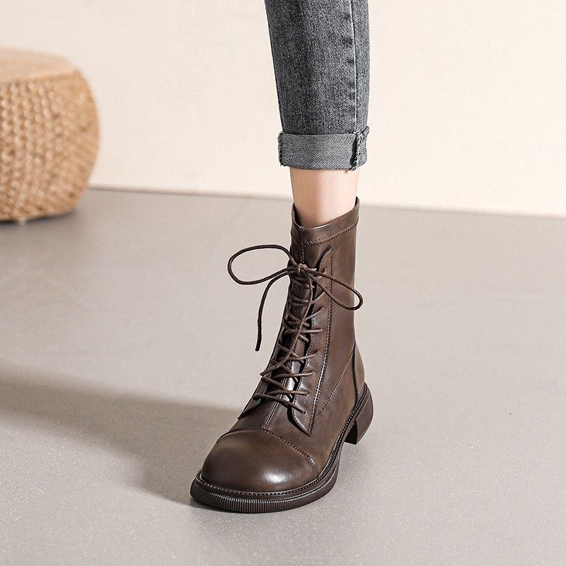 大码女鞋41到43胖脚宽肥秋冬新款加绒马丁靴后拉链系带弹力短靴子