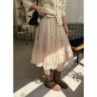 吴宝珠 25春夏 韩系少女不规则网纱蓬蓬波点半身裙米杏色中长款
