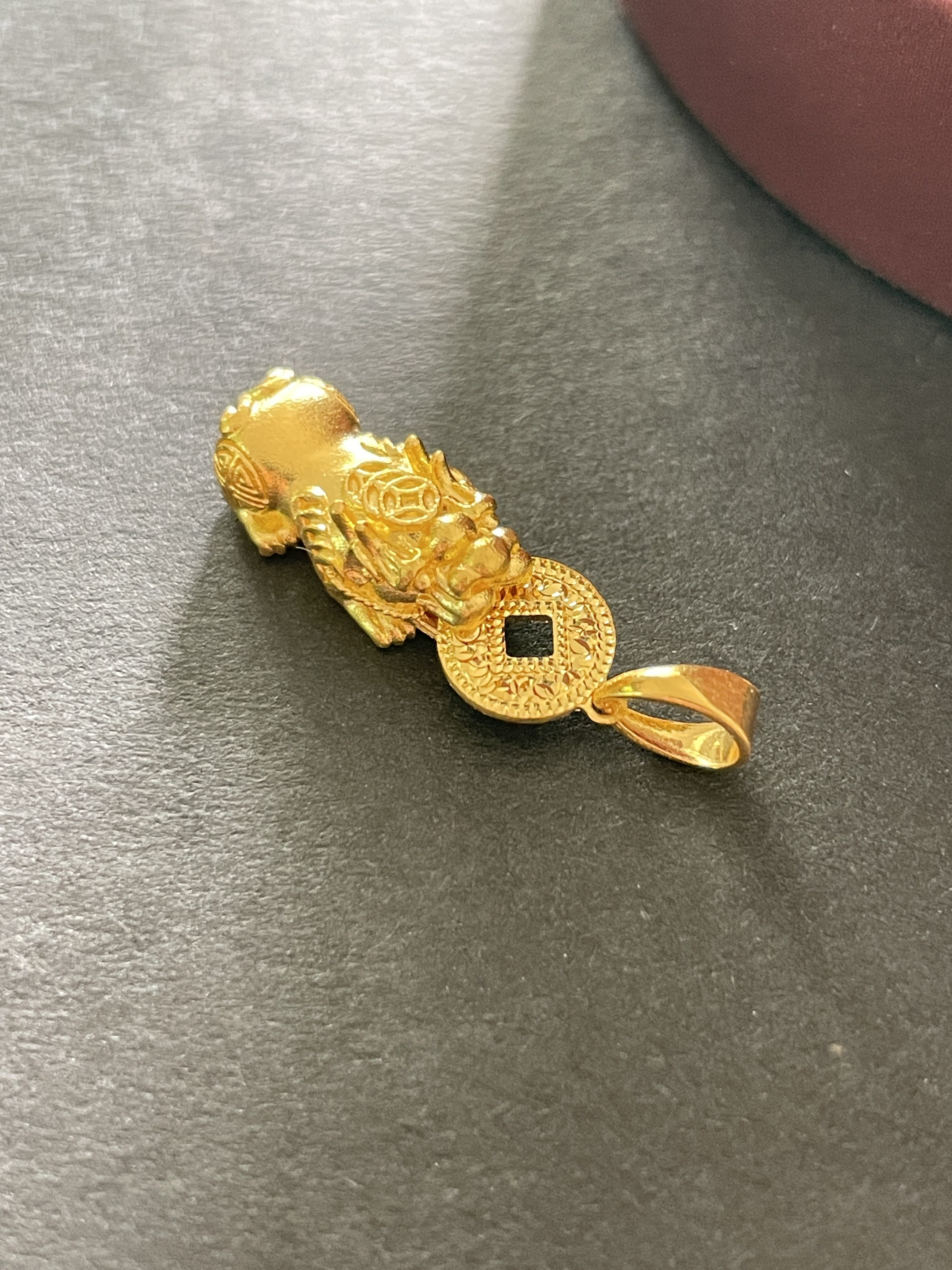 黄金可转动钱币貔貅吊坠男女本命年招财聚宝足金999.9吞金兽挂坠