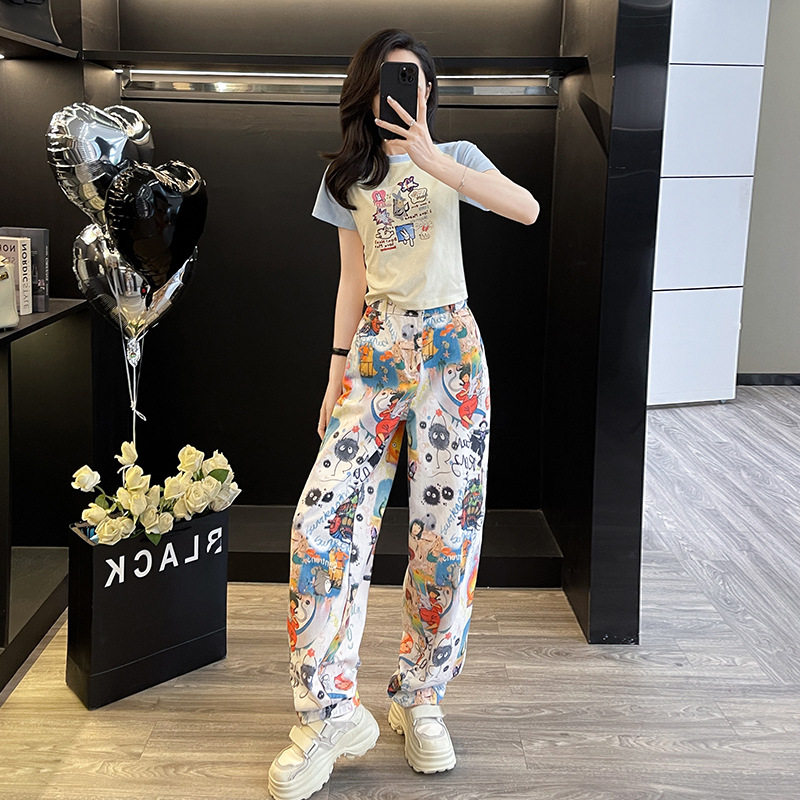 多巴胺休闲运动套装女夏季新款潮牌炸街个性短袖涂鸦牛仔裤两件套