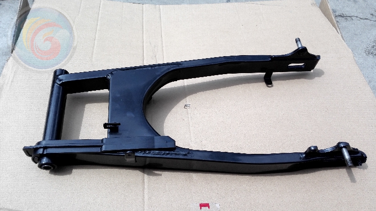 适用五羊本田威领150后平叉