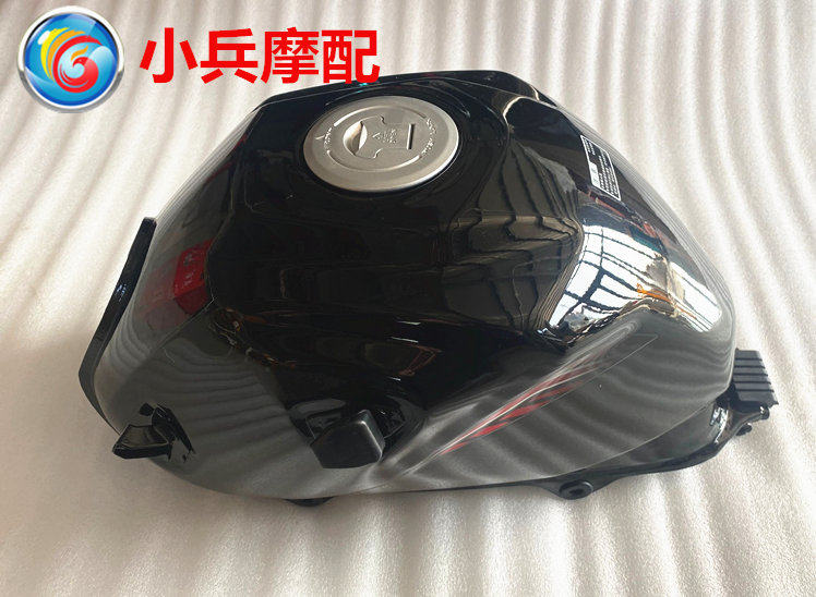 适用新大洲本田SDH150-25 CBF150R 摩托车油箱连装饰罩导流罩黑色