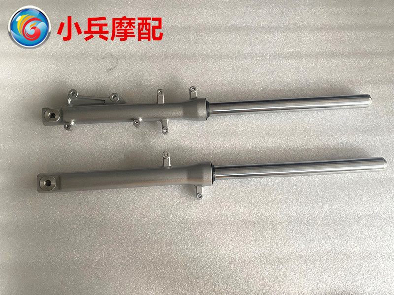 适用新大洲本田CB125X锐彪SDH125-53-53A-55前避震前减震碟刹银色
