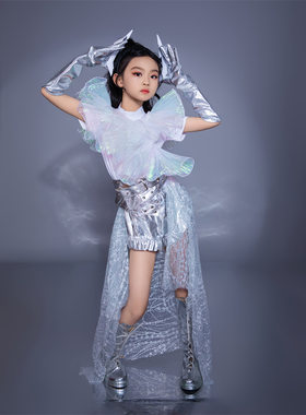 女童银白花边短裤套装走秀服