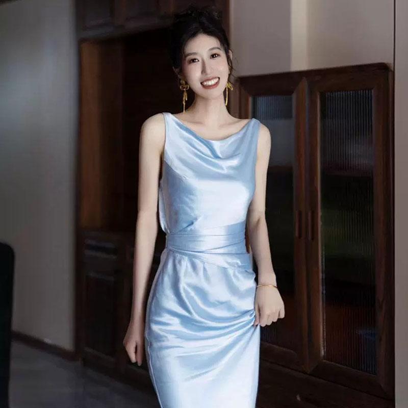 小众缎面订婚礼服主持人晚宴长裙