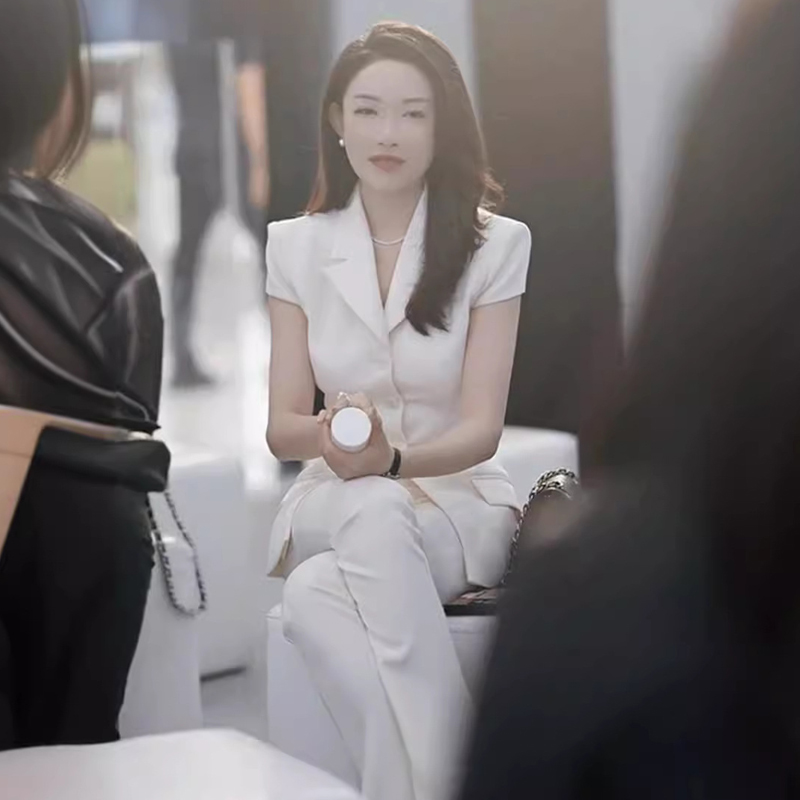 通勤风白色短袖外套西装两件套女