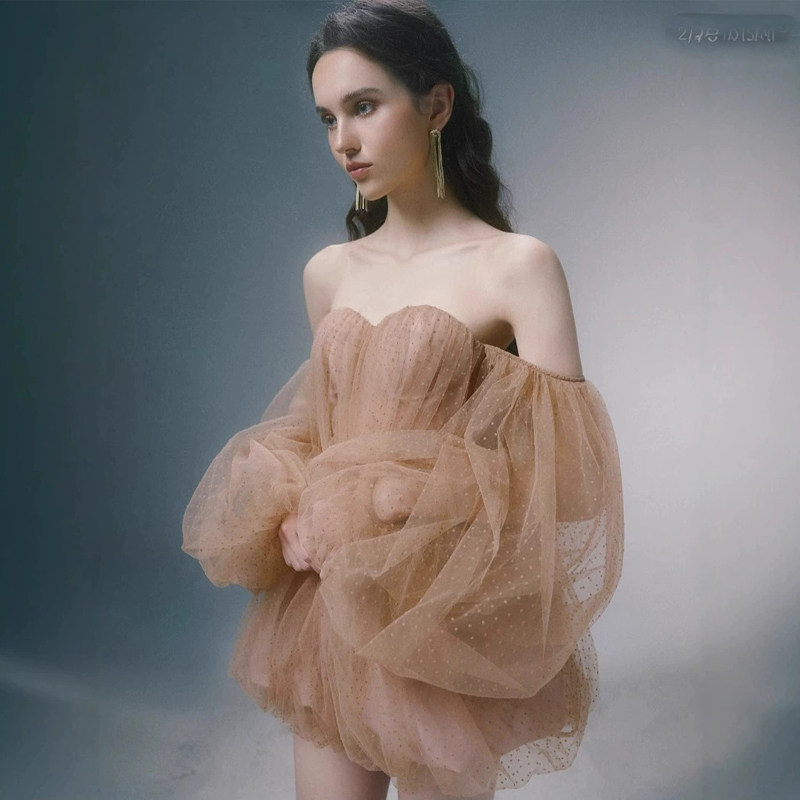 波点网纱抹胸晚礼服女高级感轻奢小众主持人年宴会气质名媛连衣裙