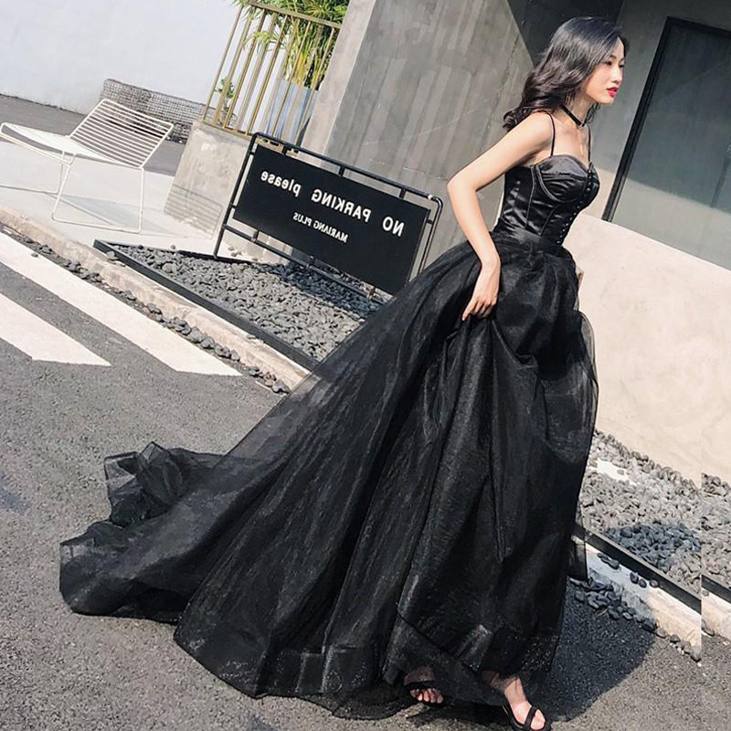 吊带主持礼服宴会长款女黑色性感露背抹胸年会演出复古拖尾连衣裙