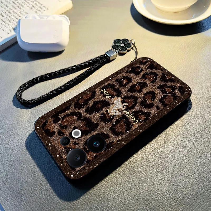 适用VIVOS30手机壳vivoS17T/S15E/16E手机套vivoS17/18/19/30花瓣手链vivoS20/20pro/30pro防摔手机壳18pro逸