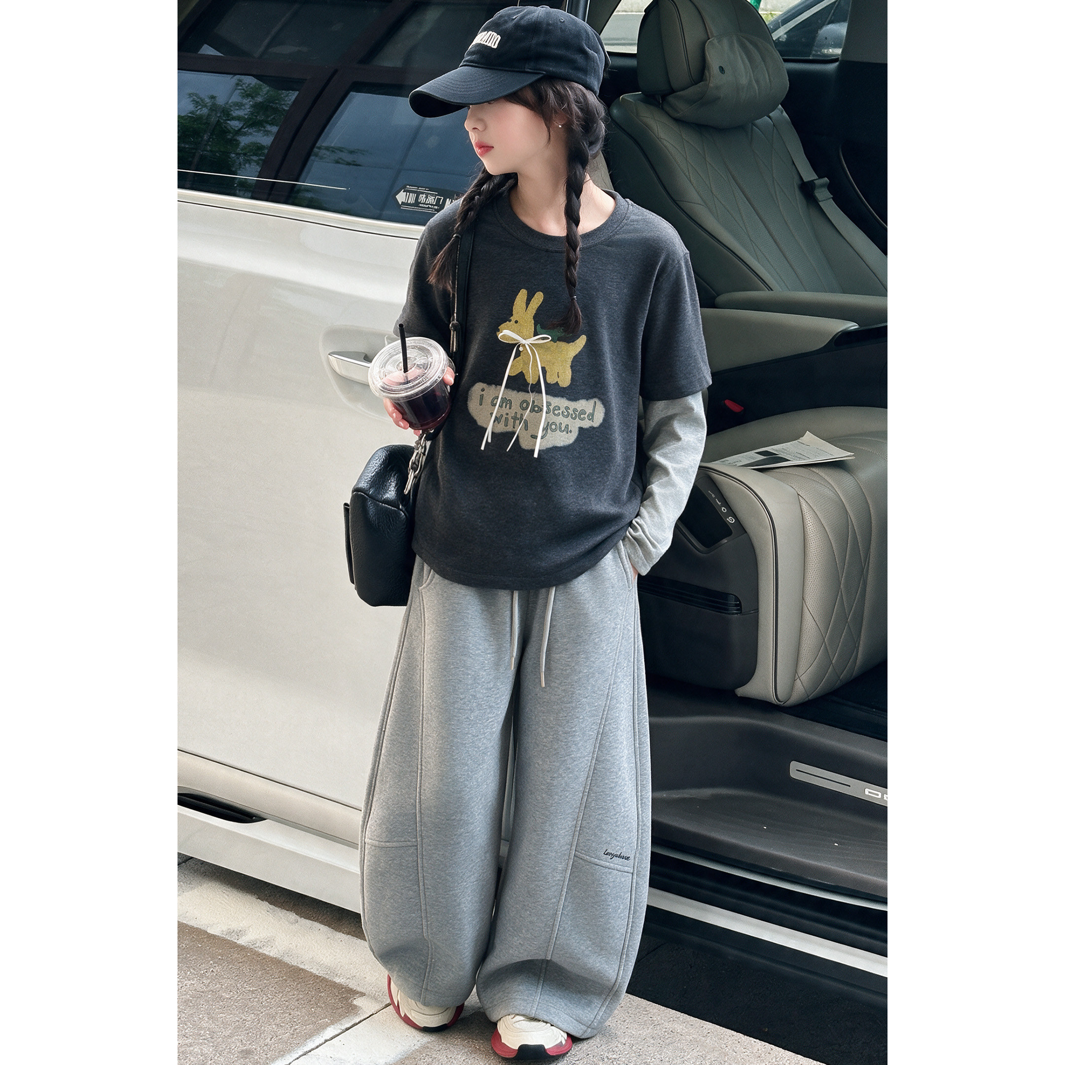 甜美女孩假两件上衣2026新款洋气女童秋装可爱卡通修身长袖T恤潮